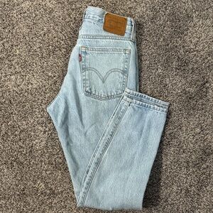 Levi's Light Blue Women's Wedgie Jeans size 25
